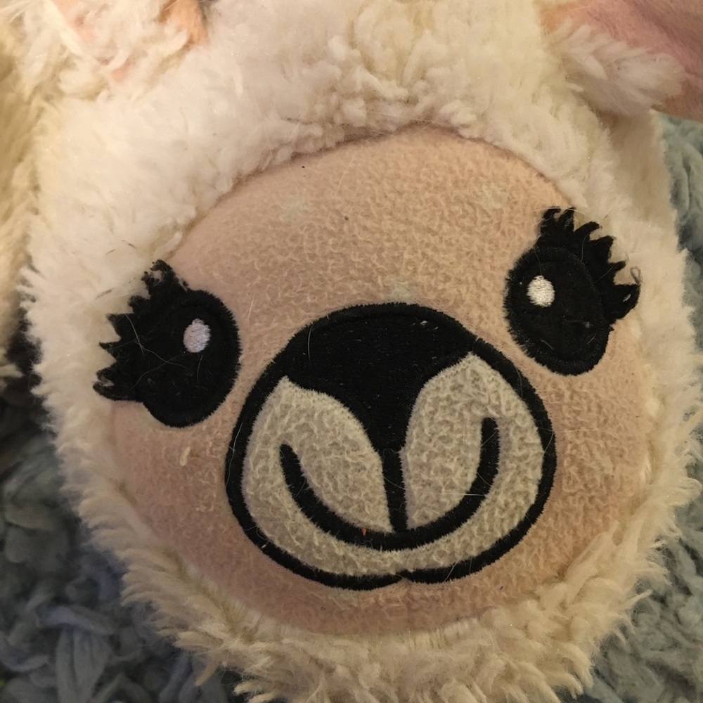 Slippers - Picture 2 of 4